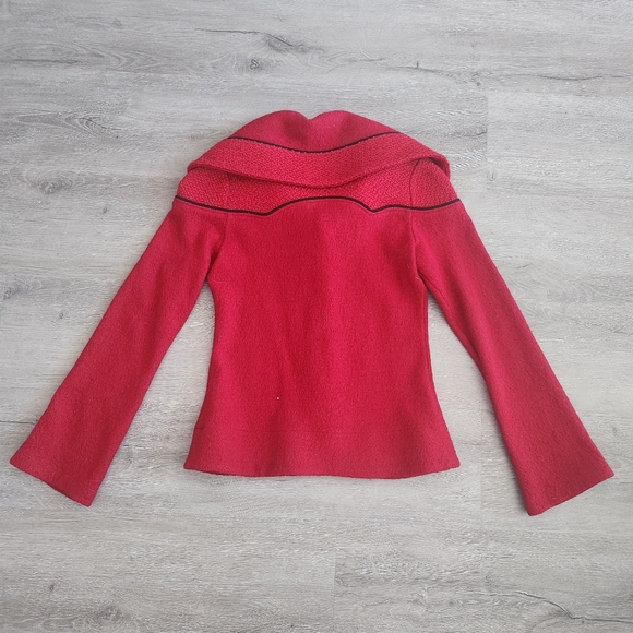 Red Annie50 Coat - Picture 9 of 11